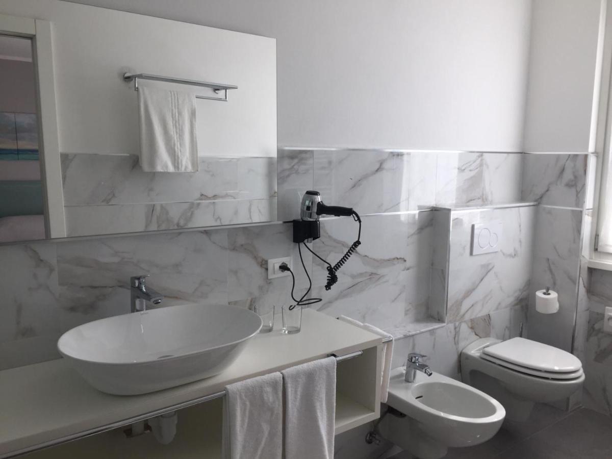 La Quiete Park Hotel Manerba del Garda Dış mekan fotoğraf