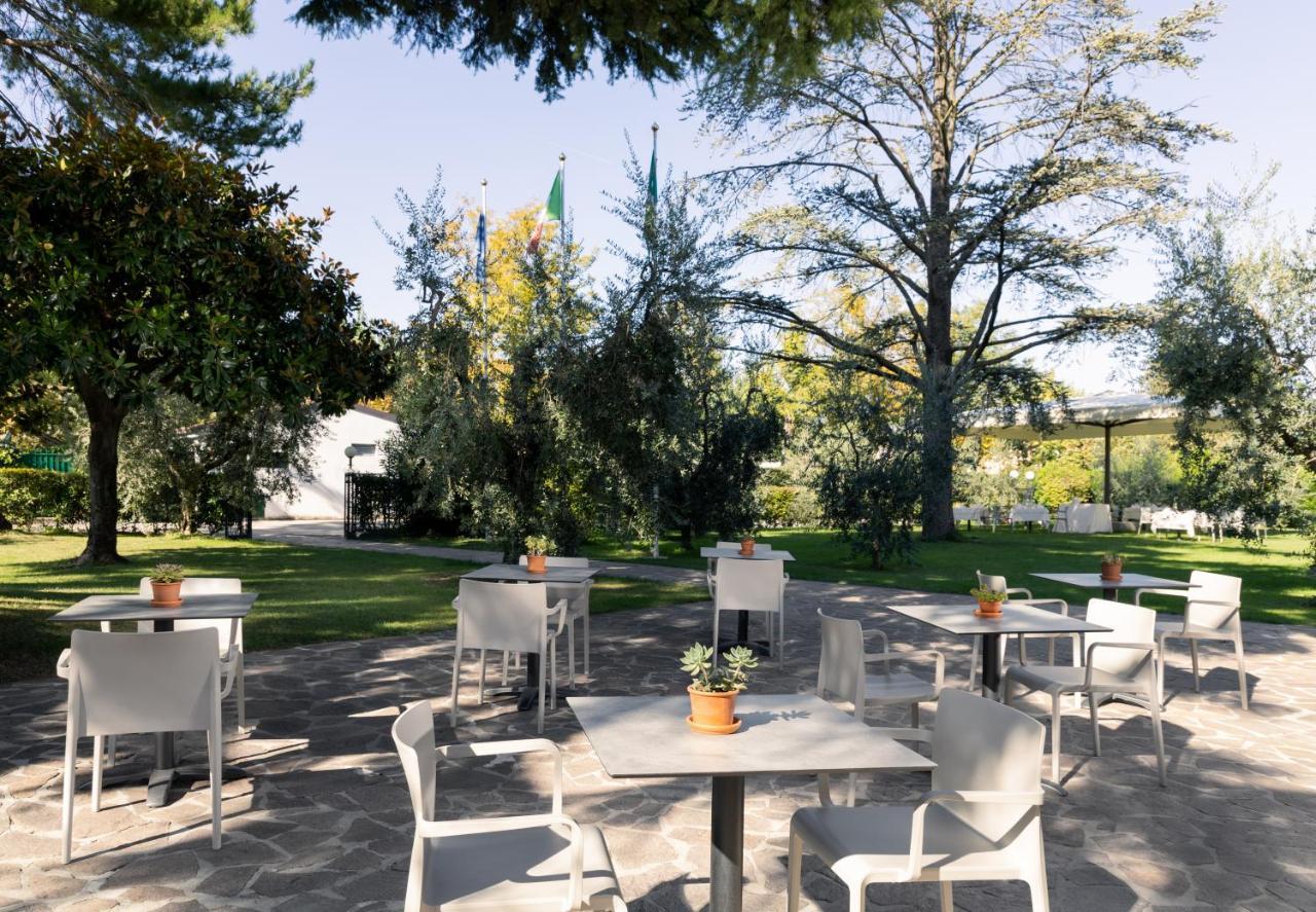 La Quiete Park Hotel Manerba del Garda Dış mekan fotoğraf