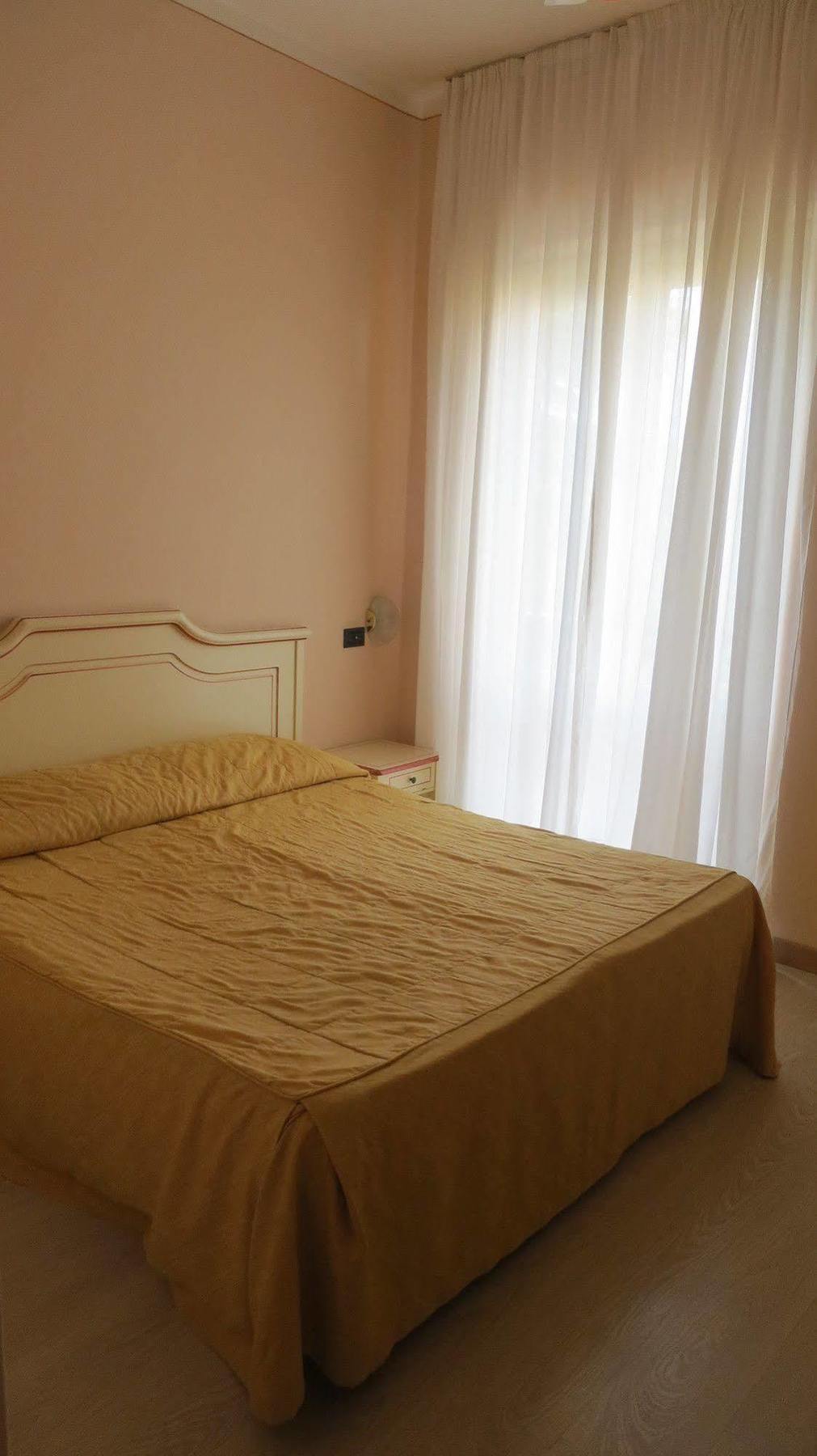La Quiete Park Hotel Manerba del Garda Dış mekan fotoğraf