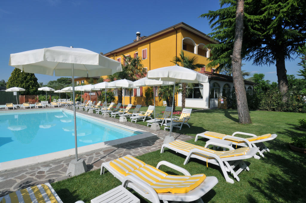 La Quiete Park Hotel Manerba del Garda Dış mekan fotoğraf